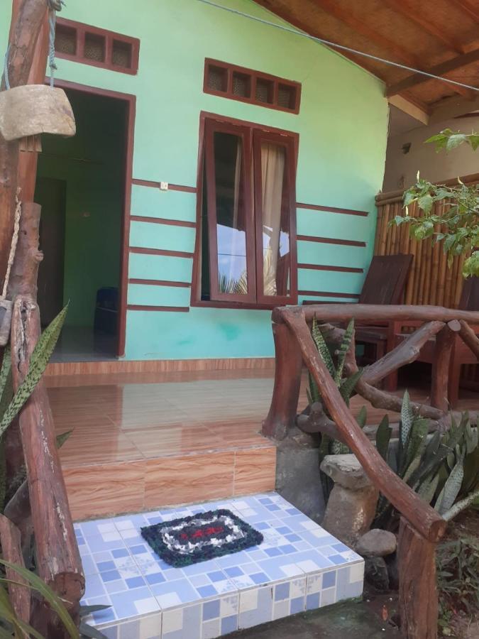 Nadil Homestay Kuta  Buitenkant foto