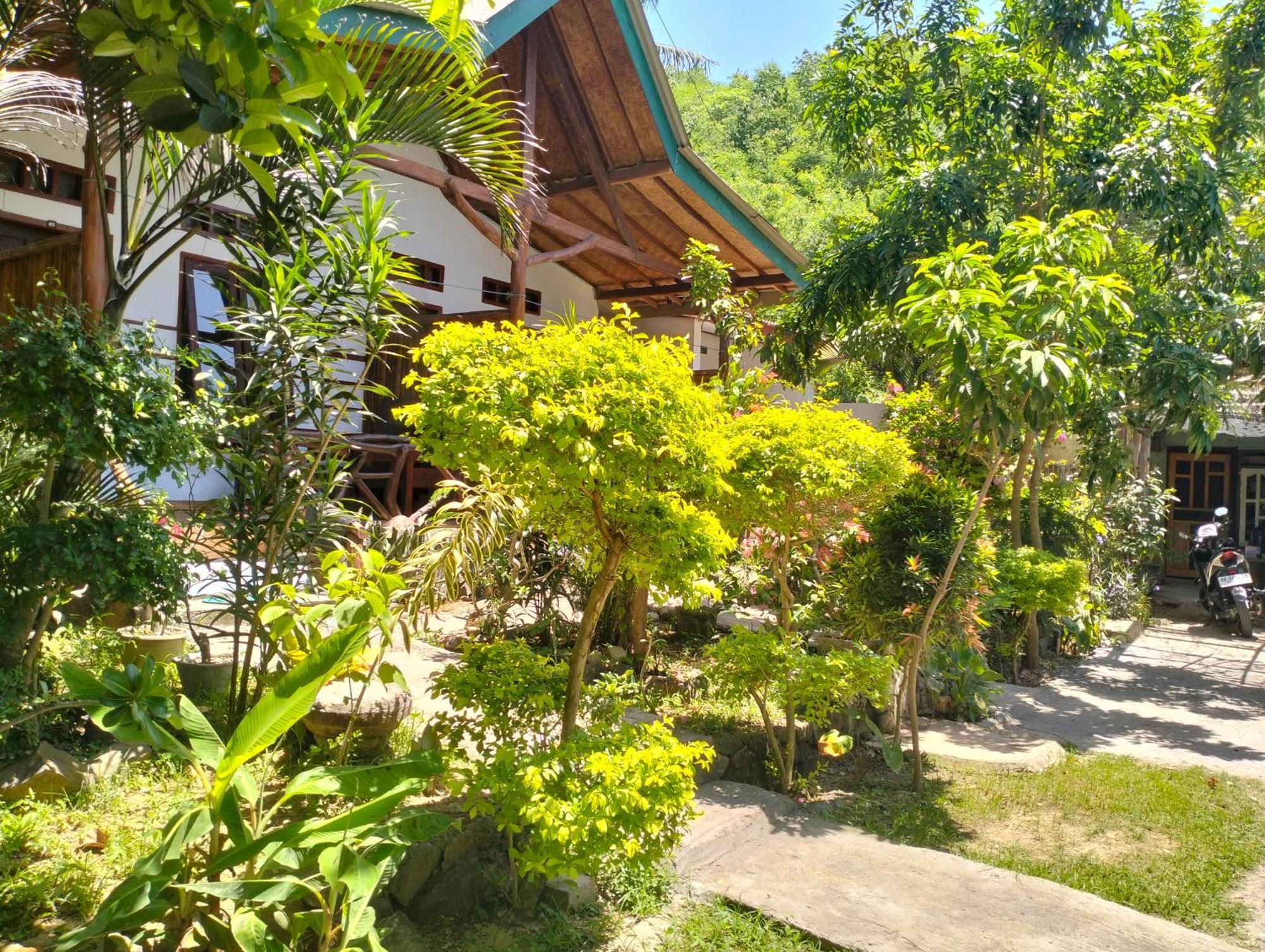 Nadil Homestay Kuta  Buitenkant foto